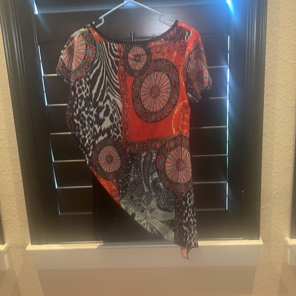 Multi Color Top - Picture 2 of 3